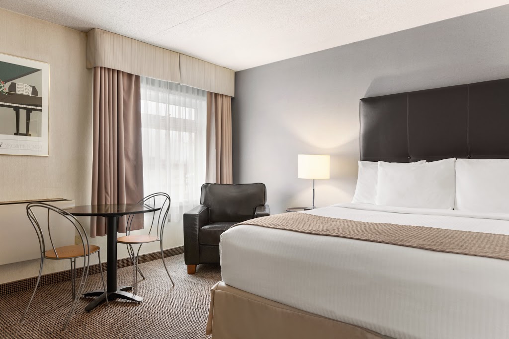 Days Inn by Wyndham Toronto West Mississauga | 4635 Tomken Rd, Mississauga, ON L4W 1J9, Canada | Phone: (905) 238-5480
