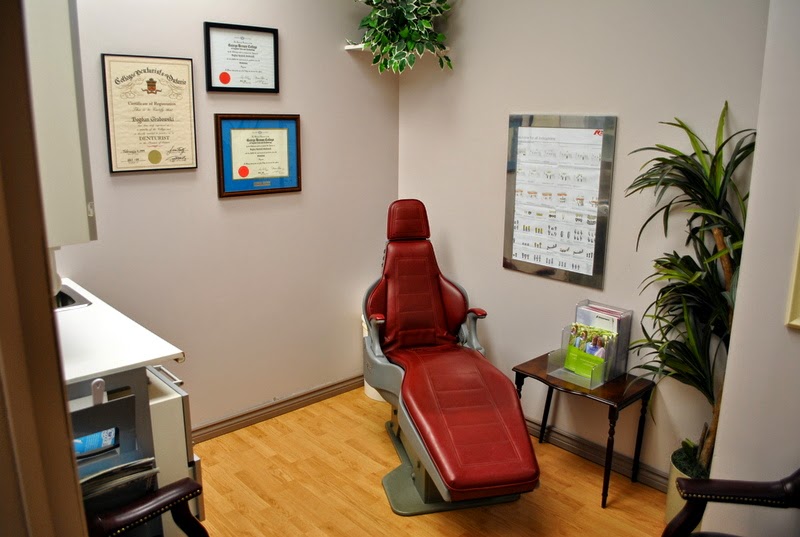 Dan Grabowski DD, Denture Centre | 547 Thorold Rd #3, Welland, ON L3C 3W9, Canada | Phone: (905) 788-9676
