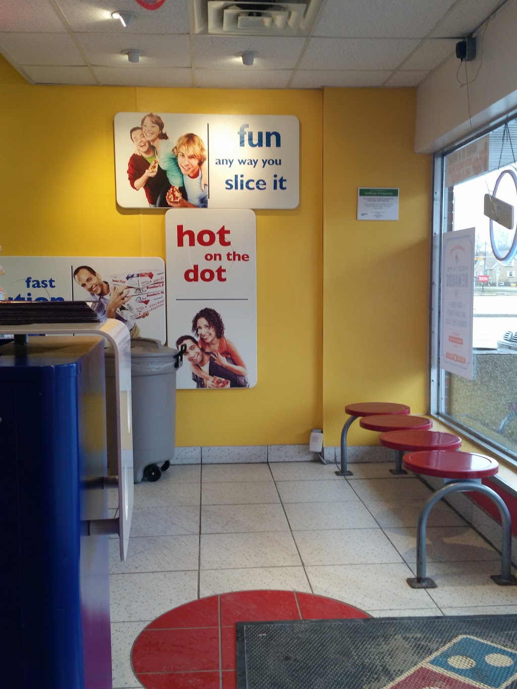 Dominos | 352 Queen St, Acton, ON L7J 1R2, Canada | Phone: (519) 853-9000