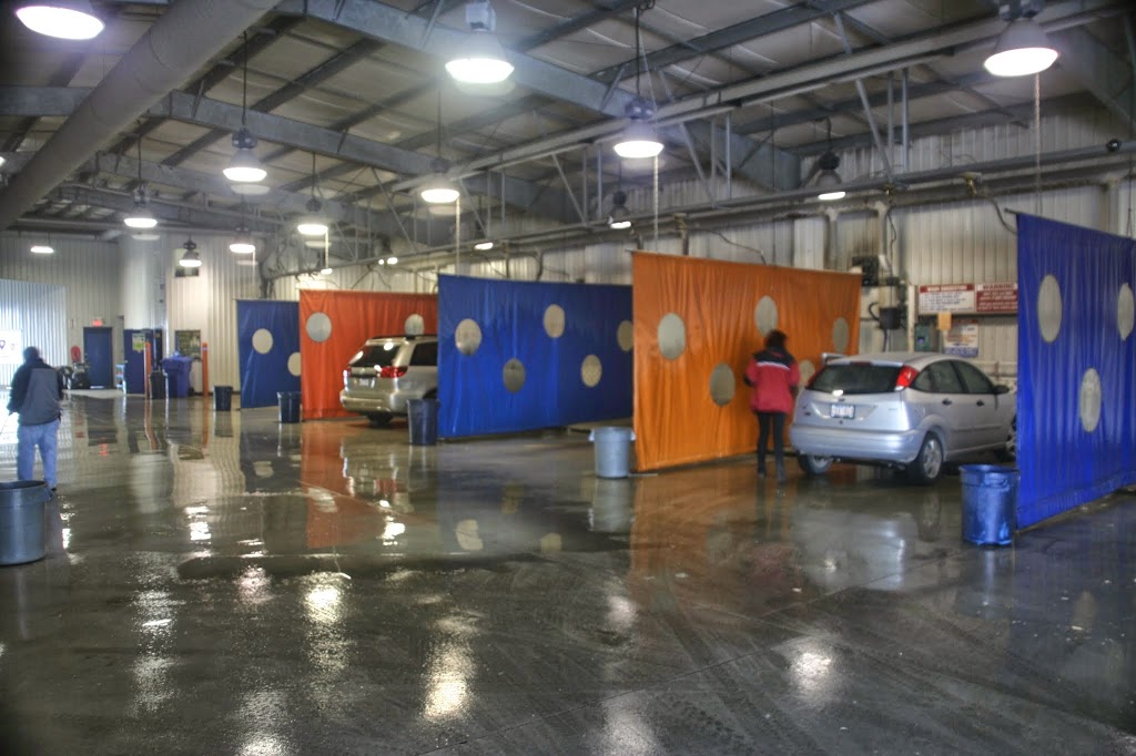 Big Bucket Car Wash Inc | car wash | 98 Crowfoot Cir NW, Calgary, AB T3G 2T3, Canada | 4032084527 OR +1 403-208-4527