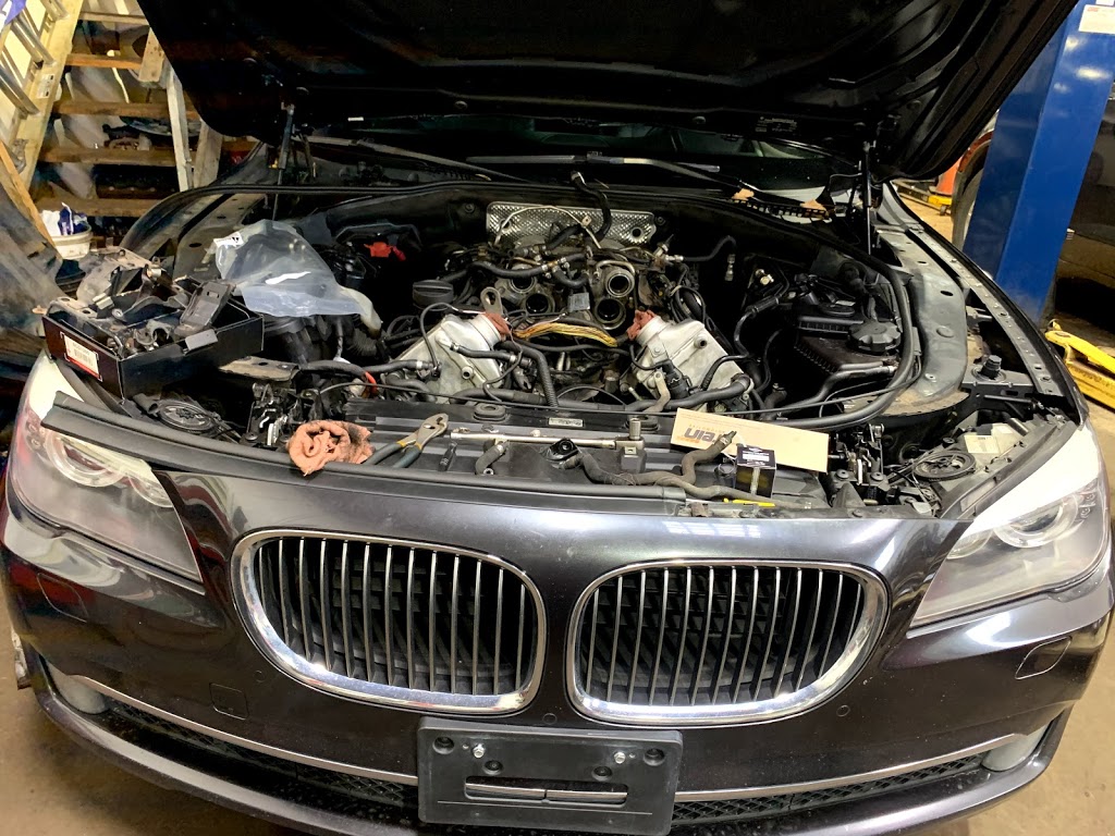 Auto Moto | 54 Toro Rd, North York, ON M3J 2A8, Canada | Phone: (647) 870-6000