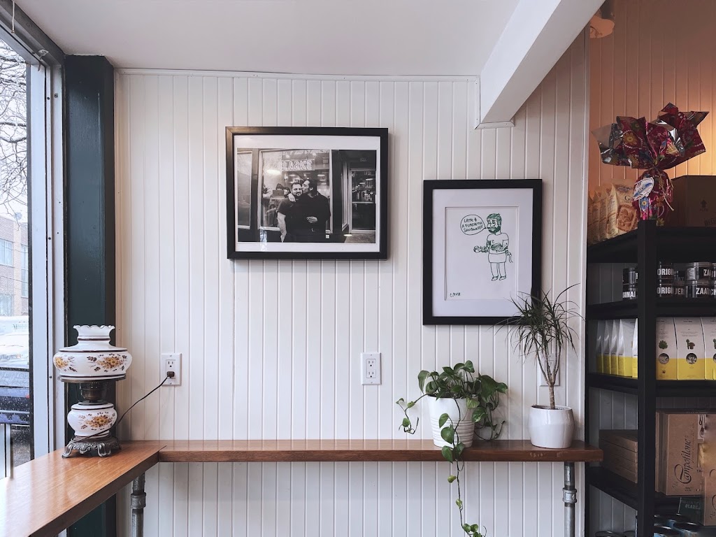 Clarke Café | 2483 Rue Centre, Montréal, QC H3K 1J9, Canada | Phone: (514) 938-5554