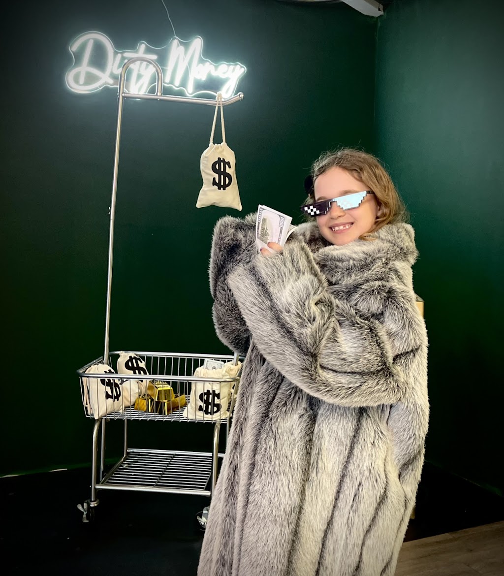 The Photo Booth Selfie Studio | Old Rte 325 Rd, Blockhouse, NS B0J 1E0, Canada | Phone: (902) 531-2177