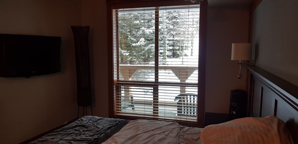 Lodging Ovations | 2036 London Ln, Whistler, BC V0N 1B2, Canada | Phone: (800) 320-0896