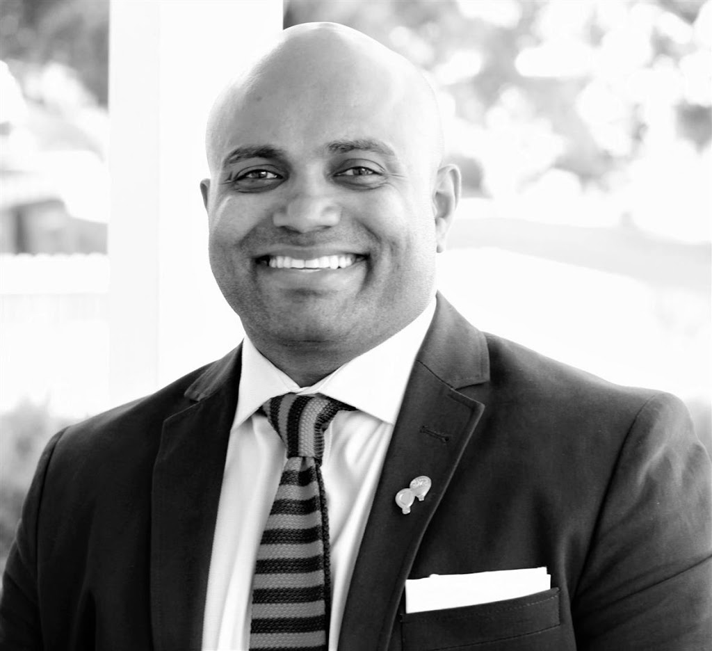 Oakville Realtor® and Real Estate Agent | LEX THAVARAJAH | 2180 Itabashi Way #4a, Burlington, ON L7M 5A5, Canada | Phone: (289) 999-1096