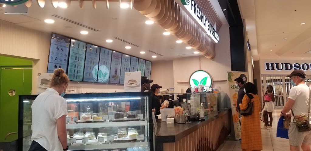 Freshly Squeezed | 5000 Hwy 7, Markham, ON L3R 4M9, Canada | Phone: (647) 795-8140