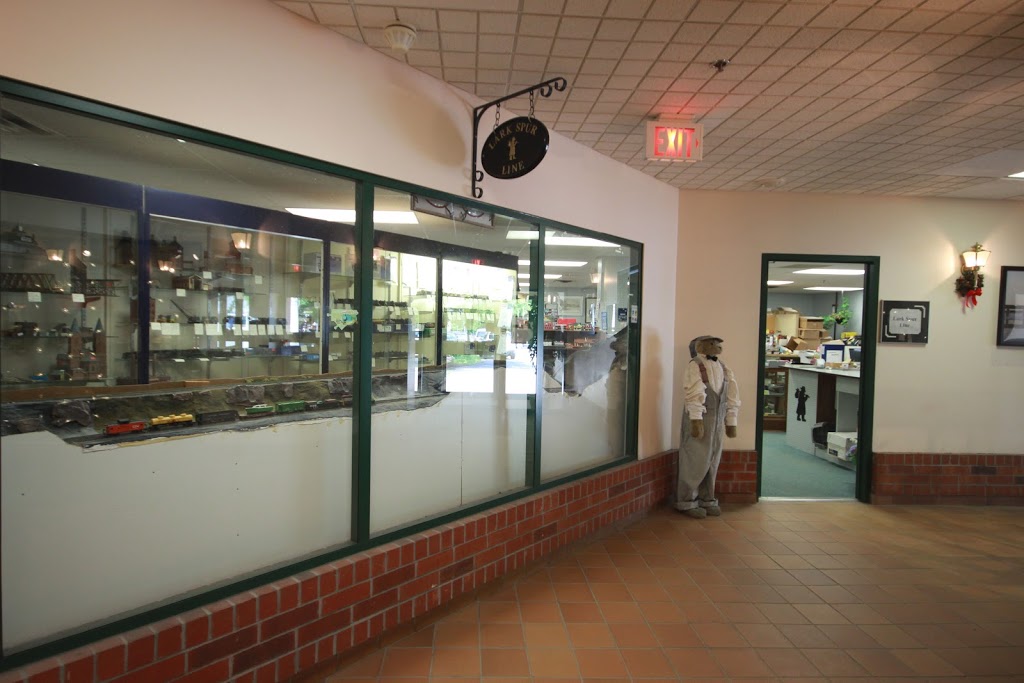 Lark Spur Line Ltd | 230 St Lawrence St, Merrickville, ON K0G 1N0, Canada | Phone: (613) 269-3690