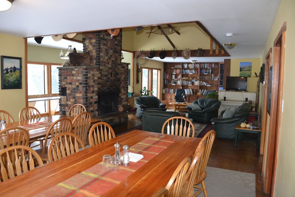 Chilcotin Holidays Guest Ranch | 3300 Gun Creek Rd, Gold Bridge, BC V0K 1P0, Canada | Phone: (250) 238-2274