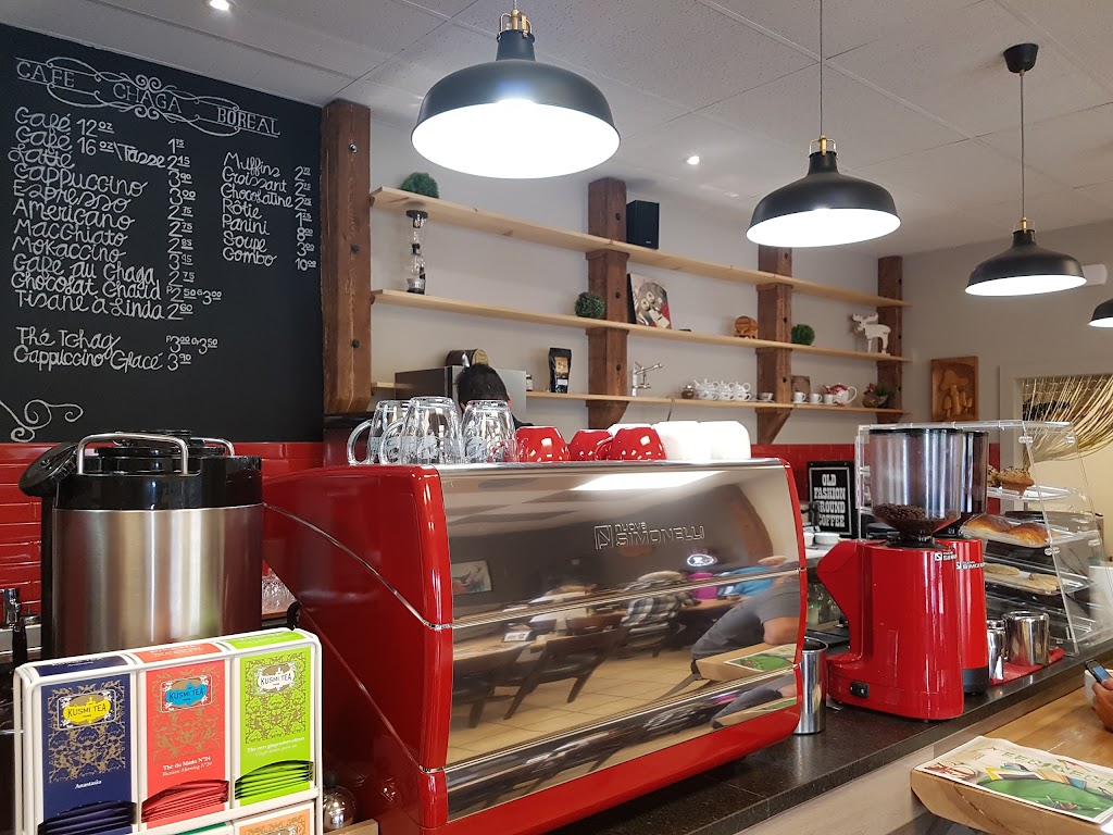 Café Chaga Boréal | 405 Rue Claire Fontaine, Alma, QC G8B 6H1, Canada | Phone: (418) 668-1898