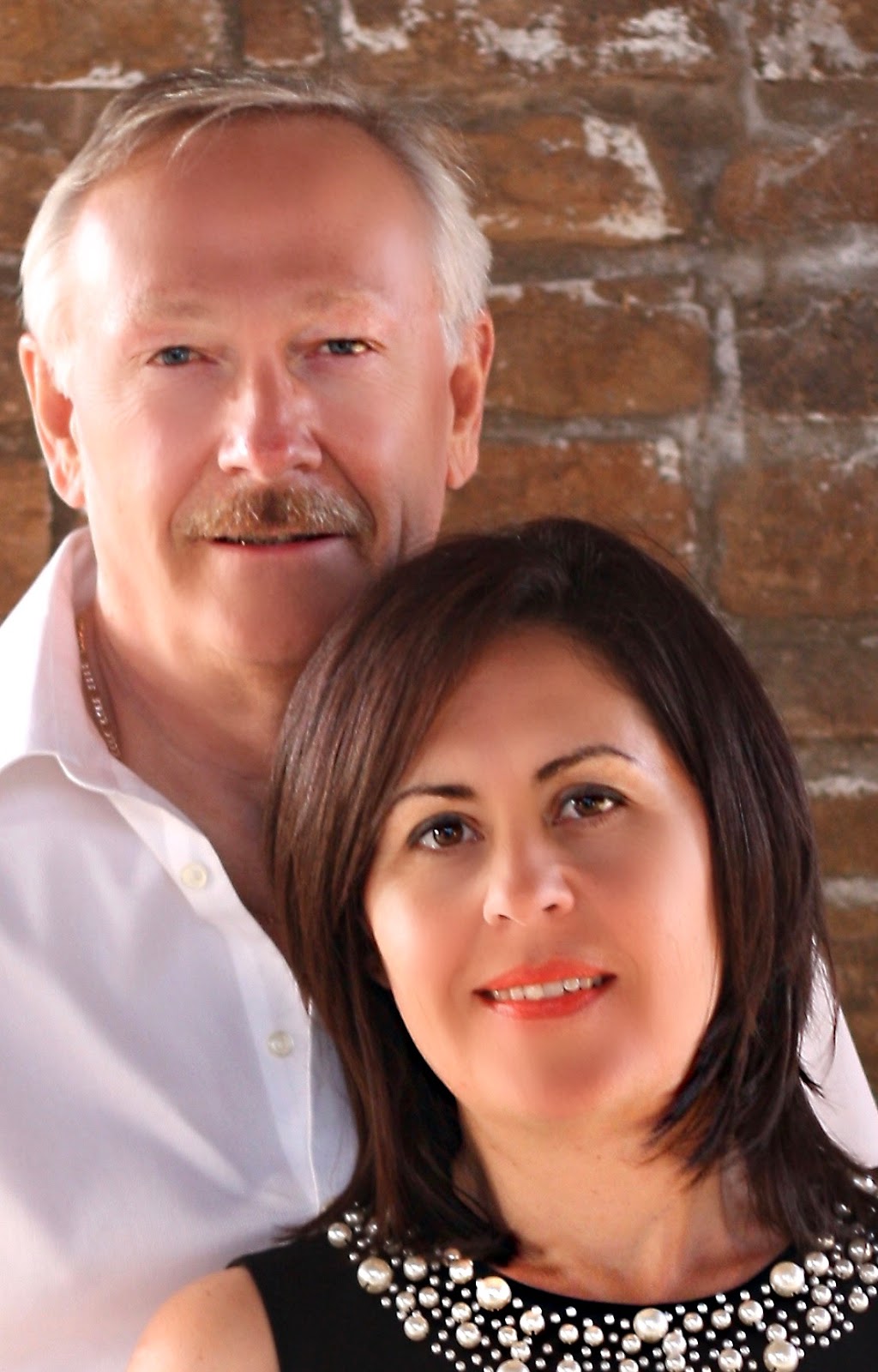 John and Mira Marion Re/Max performance Realty | 942 St Marys Rd, Winnipeg, MB R2M 3R5, Canada | Phone: (204) 999-9974
