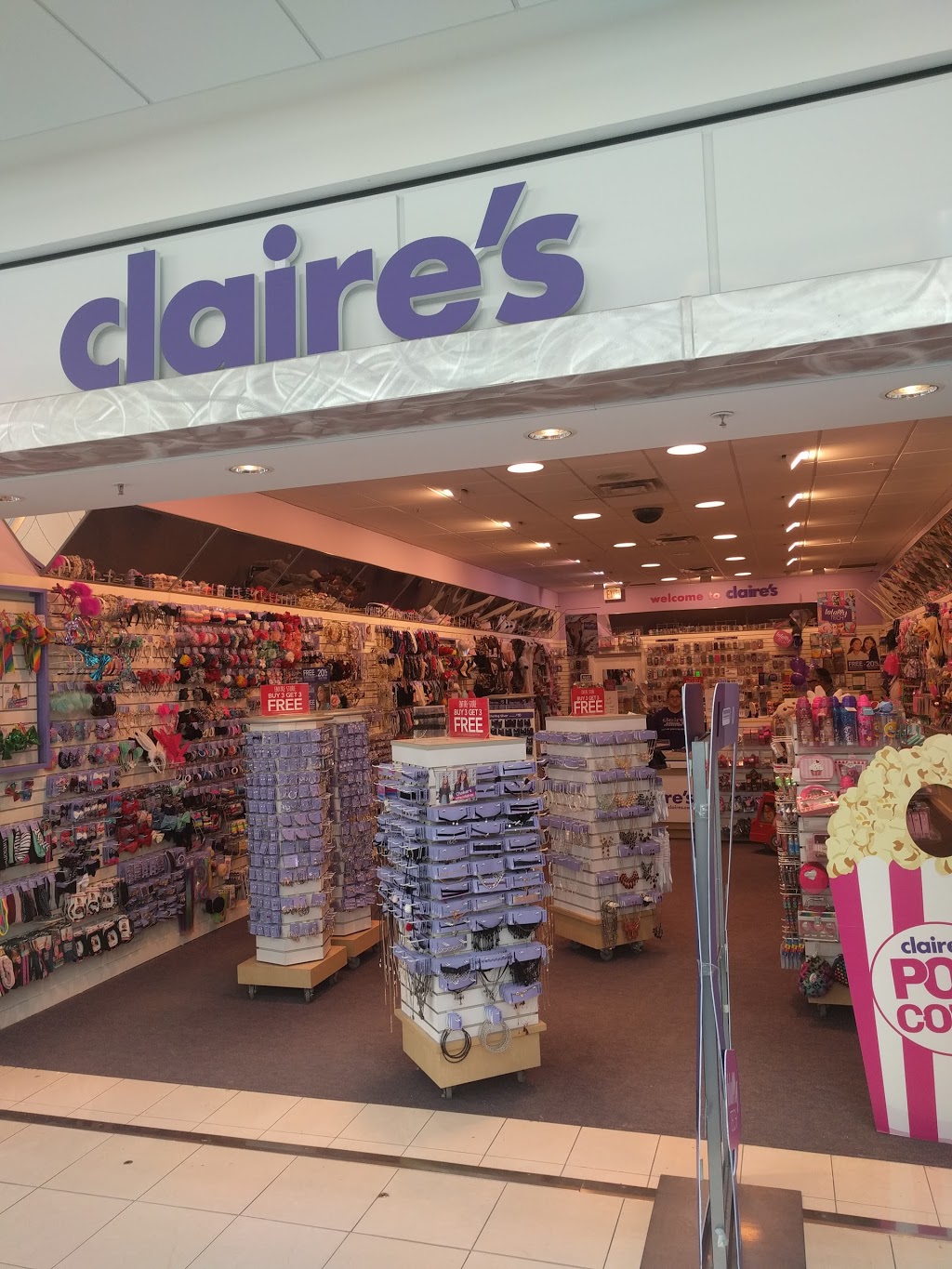 Claires | THE PROMENADE, 1 Promenade Cir, Thornhill, ON L4J 1P8, Canada | Phone: (905) 707-0804