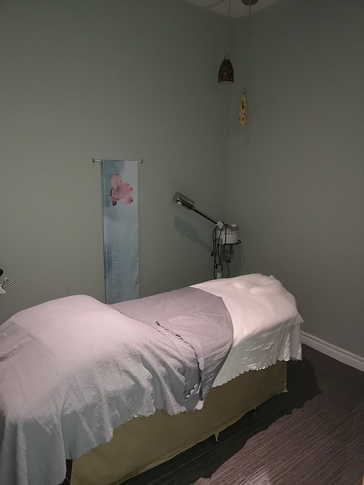 Be Pampered Spa - Appleby | 1940 Appleby Line unit 12, Burlington, ON L7L 0B7, Canada | Phone: (905) 632-5789