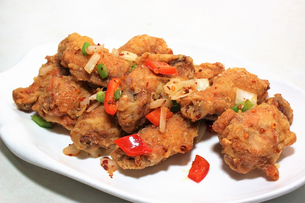 Cherry Inn Restaurant | 6722 4 St NE, Calgary, AB T2K 6G9, Canada | Phone: (403) 274-2282