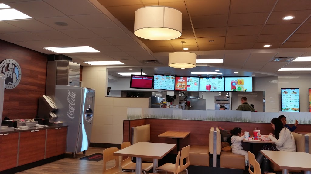 Wendys | 100 N Charles Porter Ave, Oak Harbor, WA 98278, USA | Phone: (360) 679-0114