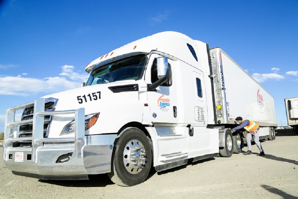 People Express transport Ltd. | 4220 67 Ave NE, Calgary, AB T3J 4H3, Canada | Phone: (403) 285-4800