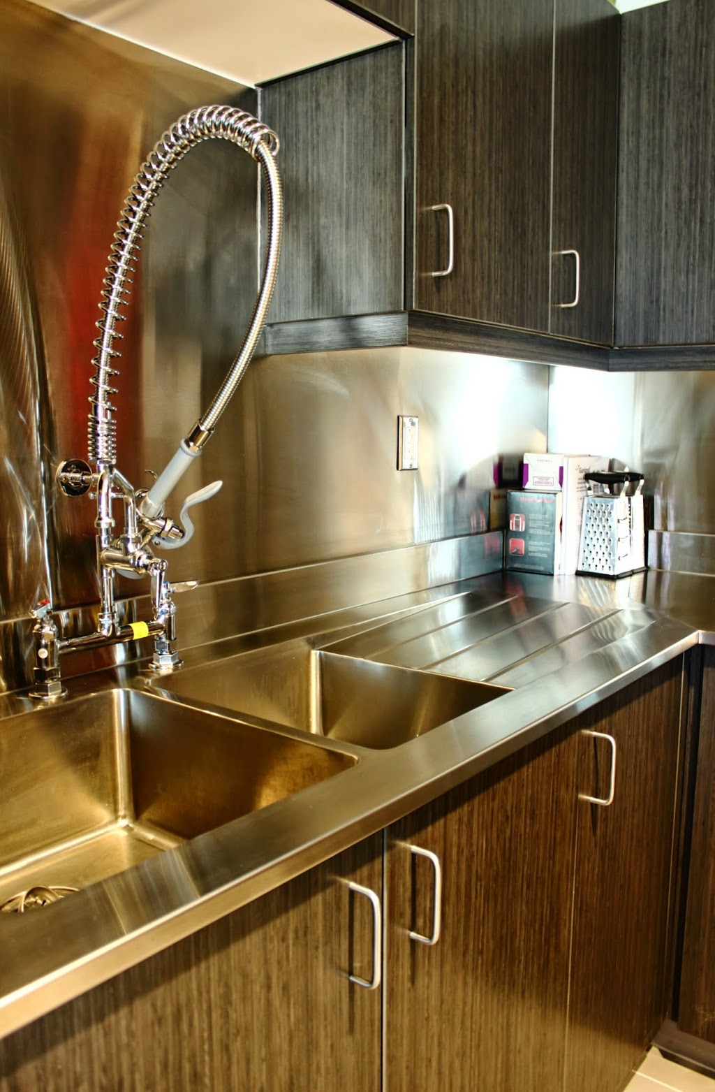 Veos Inox | 265 Rue Armand-Majeau, Saint-Roch-de-lAchigan, QC J0K 3H0, Canada | Phone: (514) 316-0253