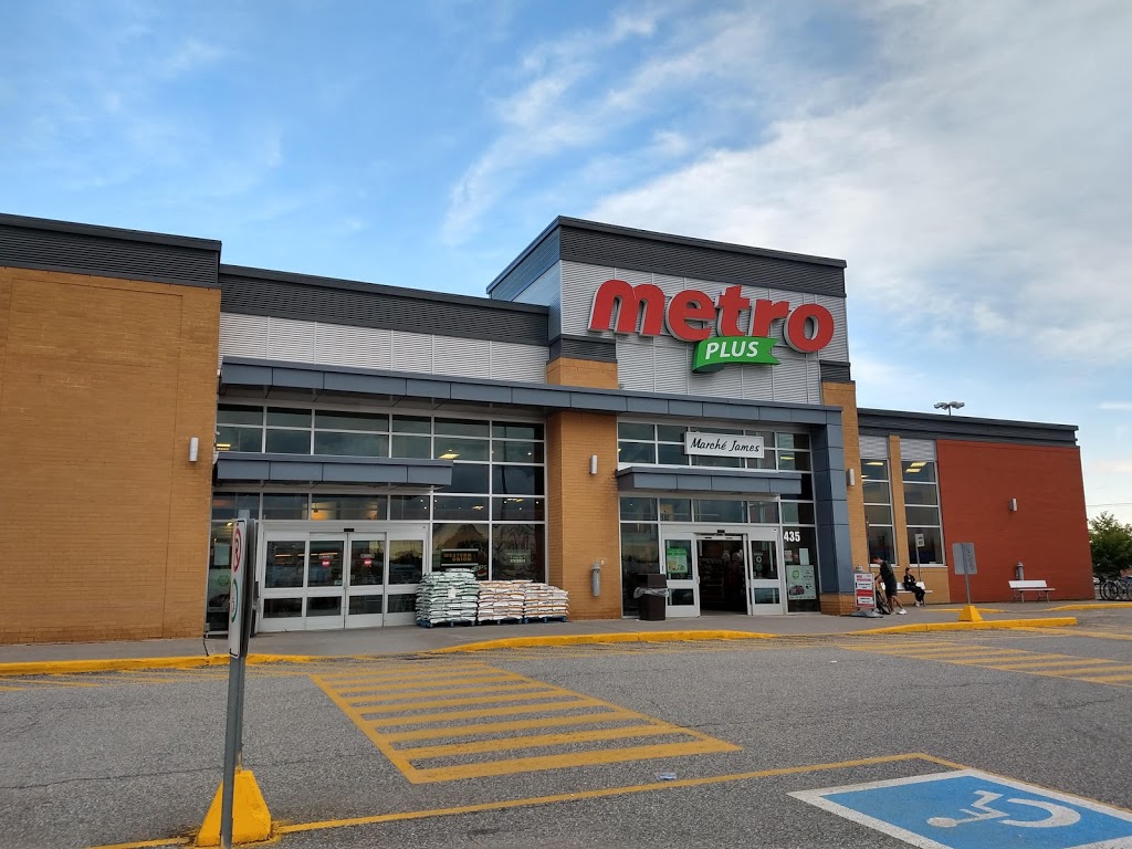 The Victoriaville Center | 405 Boulevard Jutras E, Victoriaville, QC G6P 7H4, Canada | Phone: (819) 752-4647