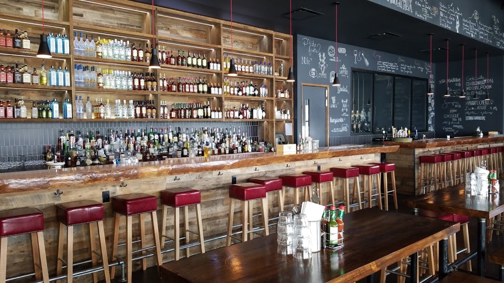 Mile Public House Blainville | 1437 Boulevard Michèle-Bohec #101, Blainville, QC J7C 0M4, Canada | Phone: (450) 419-1017