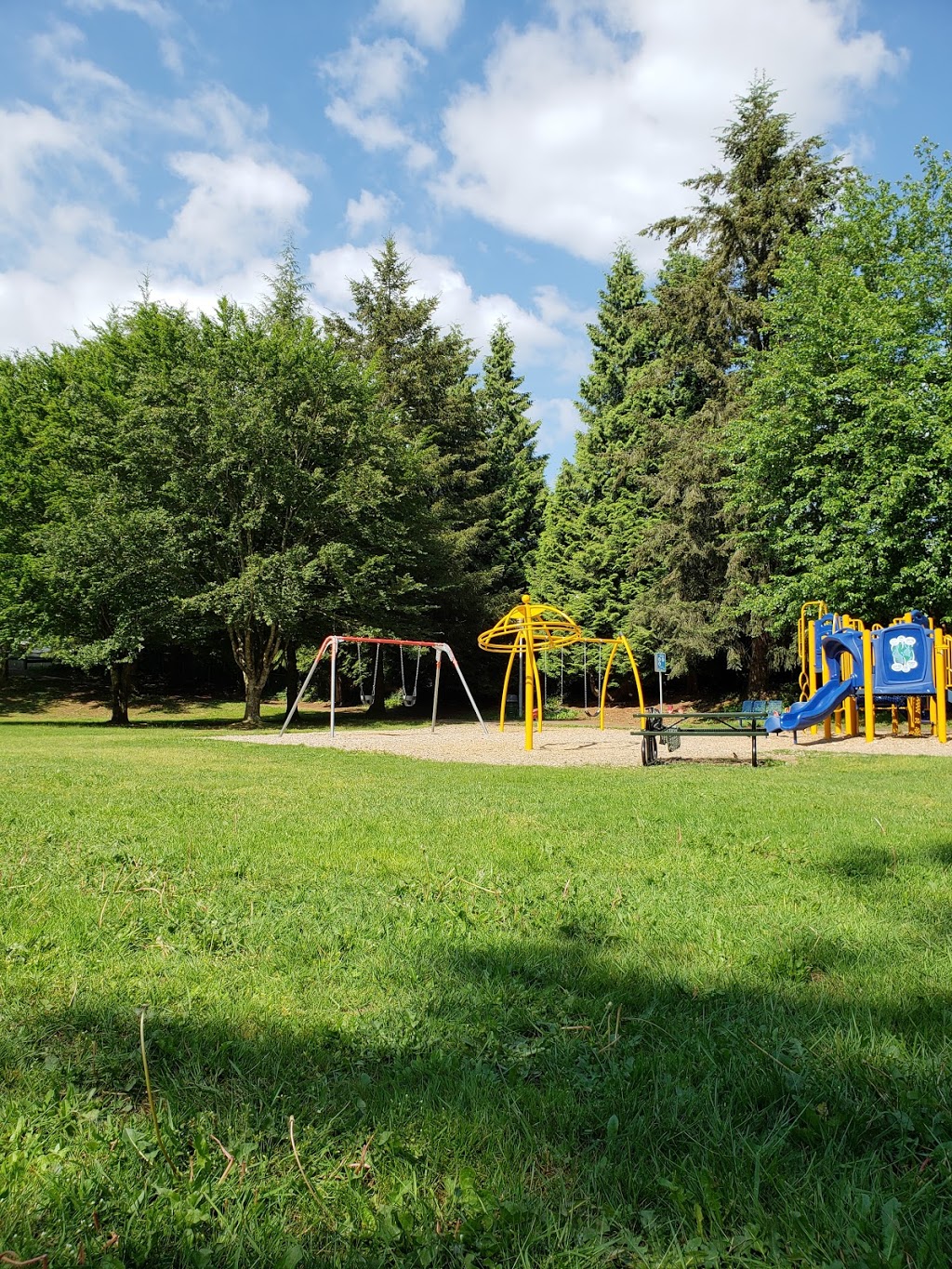Glenridge Park | park | McKee Rd, Abbotsford, BC V3G 1G9, Canada | 6048532281 OR +1 604-853-2281