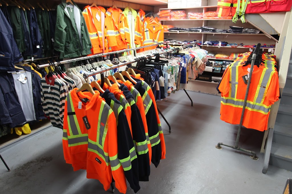 Magasin Raymond Gilbert | 422 QC-138, Saint-Augustin-de-Desmaures, QC G3A 2S7, Canada | Phone: (418) 878-2930