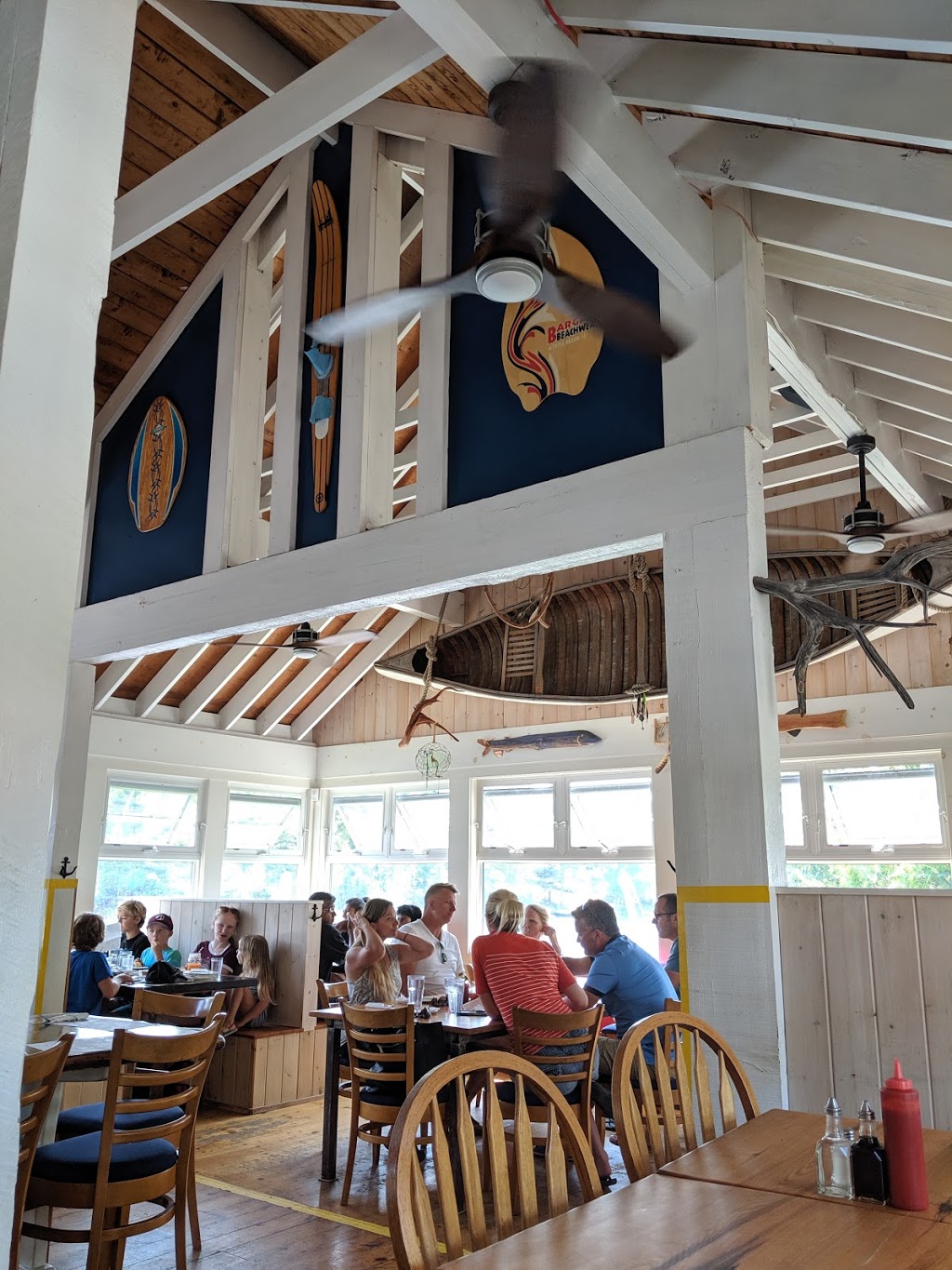 Gillys Snug Harbour Restaurant & Marine | 138 Snug Harbour Road, Carling, ON P0G 1G0, Canada | Phone: (705) 342-5552