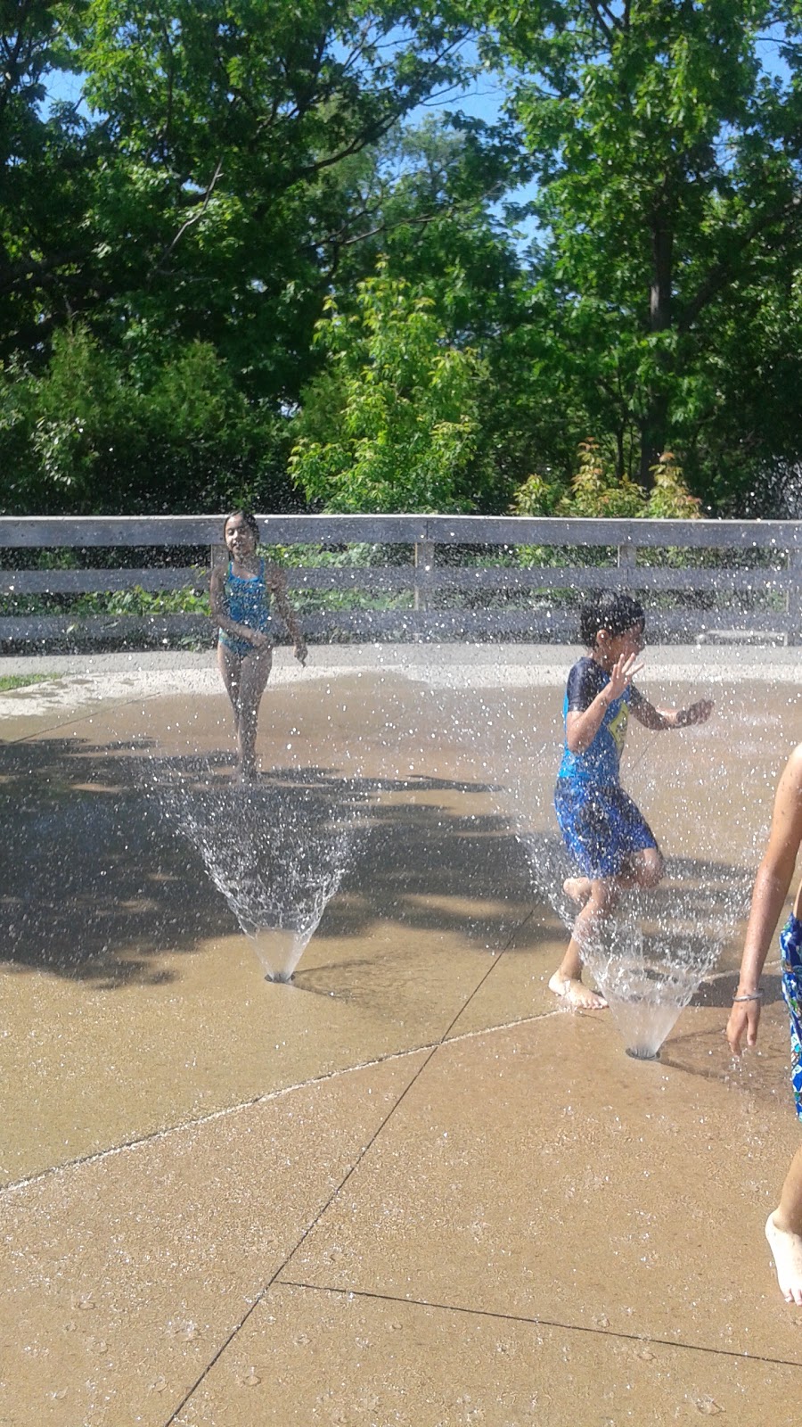West Oak Trails Community Park | 2860 Westoak Trails Blvd, Oakville, ON L6M 4T7, Canada | Phone: (905) 845-6601