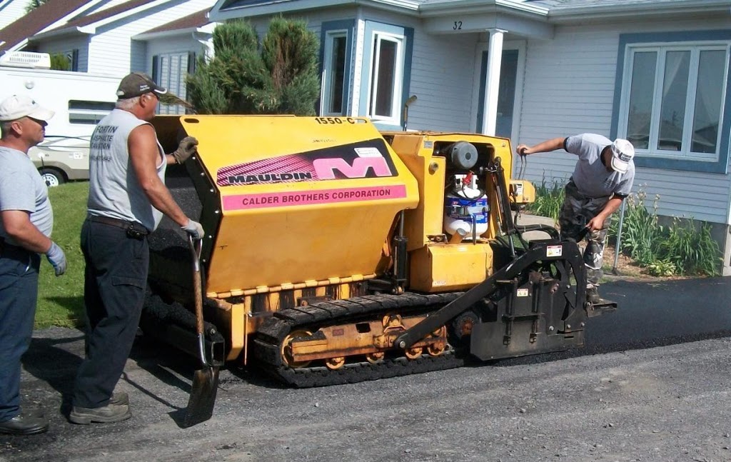 Fortin Asphalte Excavation Inc | 45 Rang des Cinquante-Quatre, Richelieu, QC J3L 6R6, Canada | Phone: (450) 447-8842