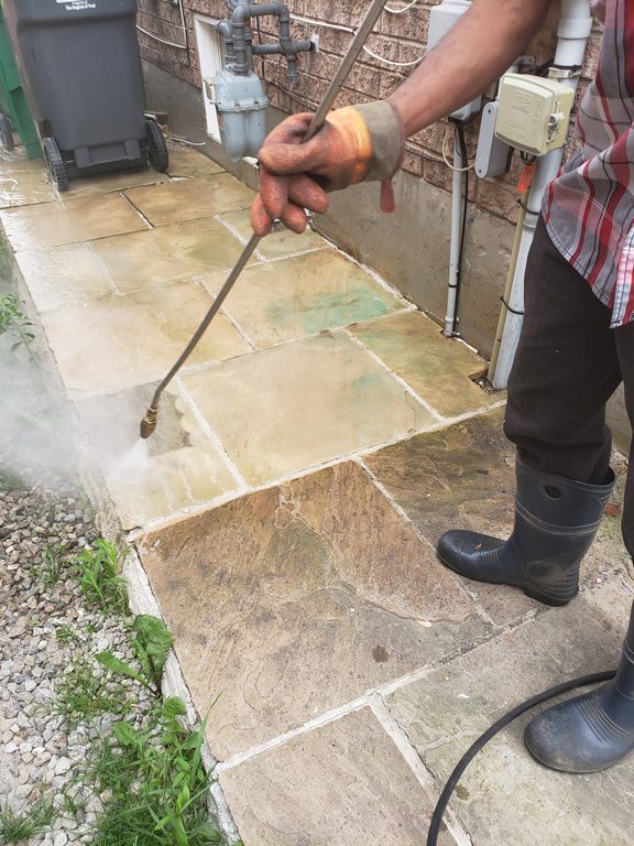 Pressure Water Clean | 37 Bottomwood St, Brampton, ON L6S 0B3, Canada | Phone: (416) 779-9106