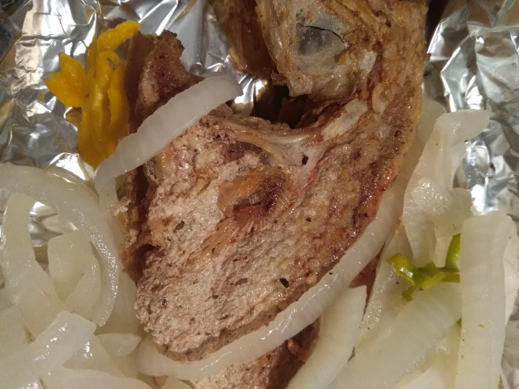 Fishys Tropical Grill | 556 Montréal Rd, Ottawa, ON K1K 0T9, Canada | Phone: (613) 746-5600