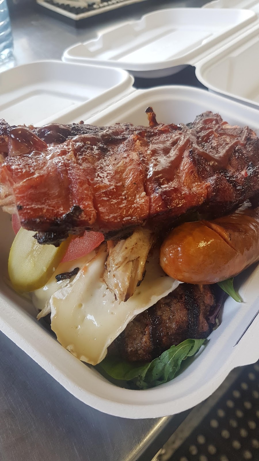 Kjs Kitchen | 300 Aiken St, Meaford, ON N4L 1B3, Canada | Phone: (519) 378-5261