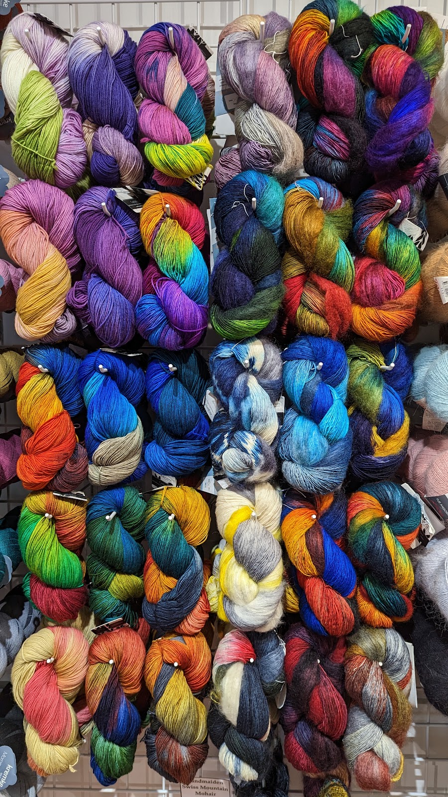 Baaad Rabbit Fibre Arts Co | 804 Twentieth St, New Westminster, BC V3M 2T6, Canada | Phone: (604) 525-0599