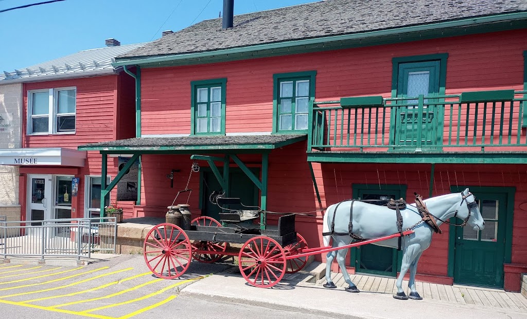 The old cheese (Cheddar Cheese Museum Of) | 148 Av. Albert-Perron, Saint-Prime, QC G8J 1L4, Canada | Phone: (418) 251-4922