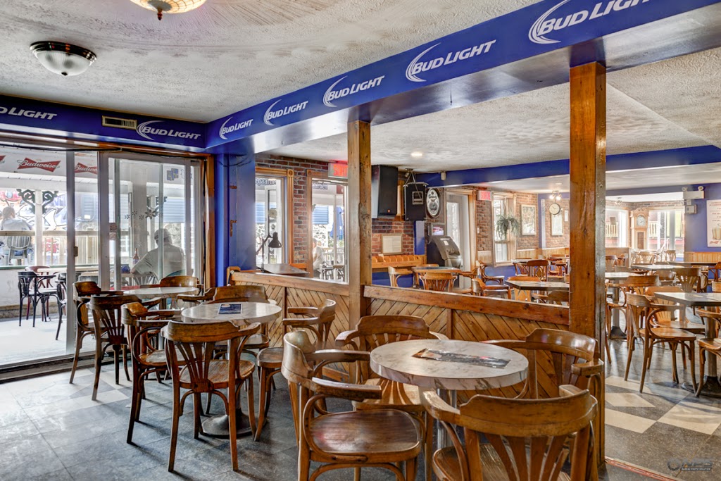 Auberge De St-Fortunat Enr | 109 PRINCIPALE, Saint-Fortunat, QC G0P 1G0, Canada | Phone: (819) 344-5603