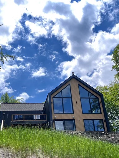 The Valhalla - chalet Platinum G.I. | 23 Rue My Estate, Gore, QC J0V 1K0, Canada | Phone: (514) 919-2722