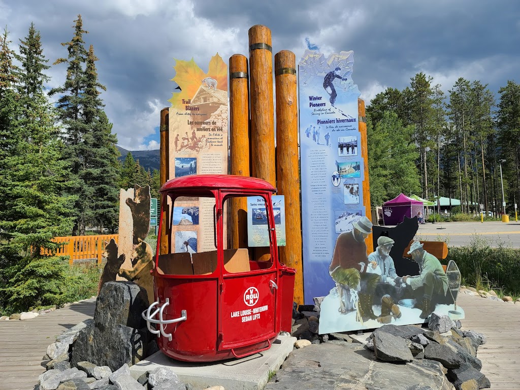 Lake Louise Visitor Centre | Samson Mall, 201 Village Rd, Lake Louise, AB T0L 1E0, Canada | Phone: (403) 762-8421