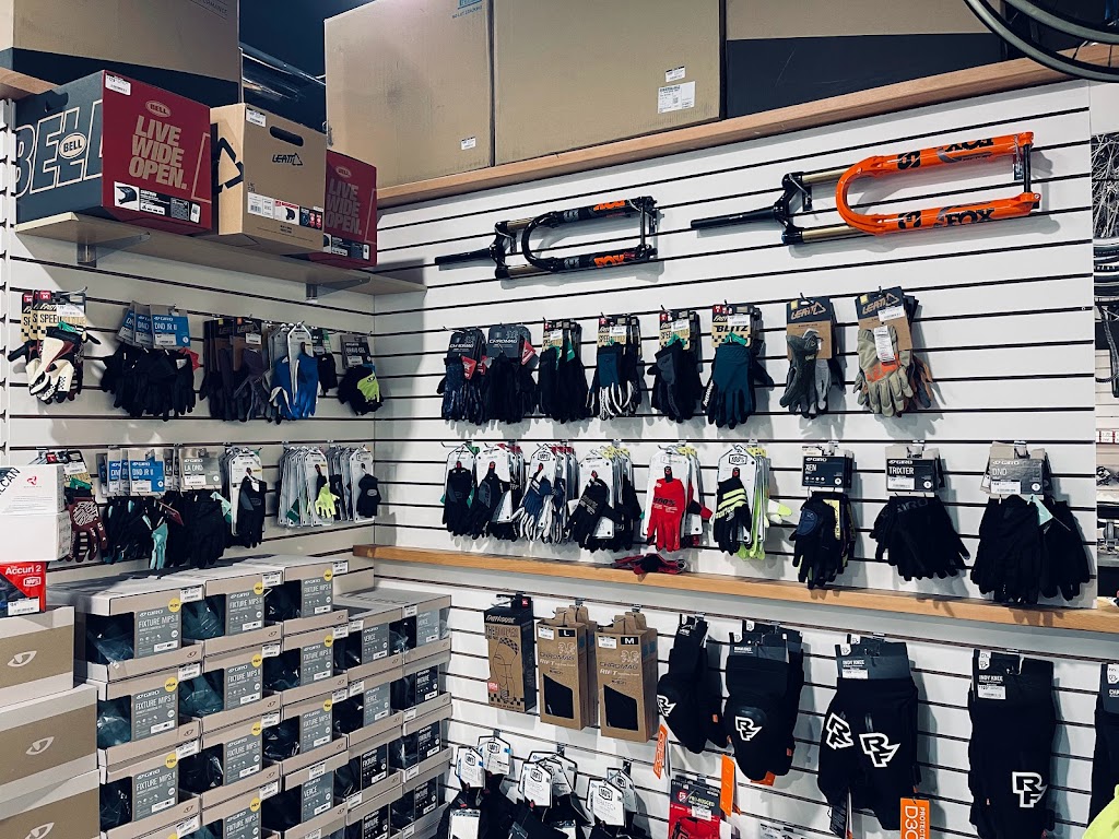 Blacks Cycle | 274 Anderton Rd, Comox, BC V9M 1Y2, Canada | Phone: (250) 339-7011