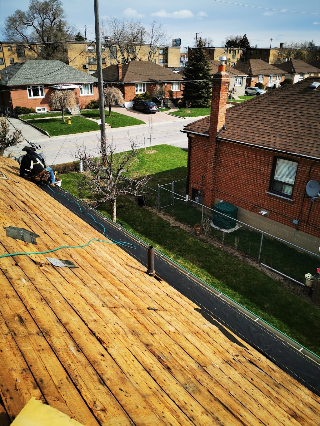 ENERGY (SERVICE) ROOFING | 12 Beckwith Crescent, Markham, ON L3S 1S3, Canada | Phone: (647) 391-0618
