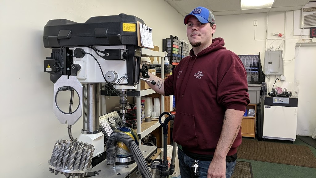 Ten In The Pit Pro Shop | 6280 S Transit Rd, Lockport, NY 14094, USA | Phone: (716) 260-2499