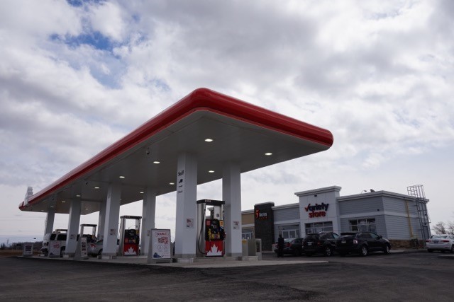 Petro-Canada | gas station | 1040 Old Thorold Stone Rd, Thorold, ON L2V 3Y5, Canada | 9052274747 OR +1 905-227-4747