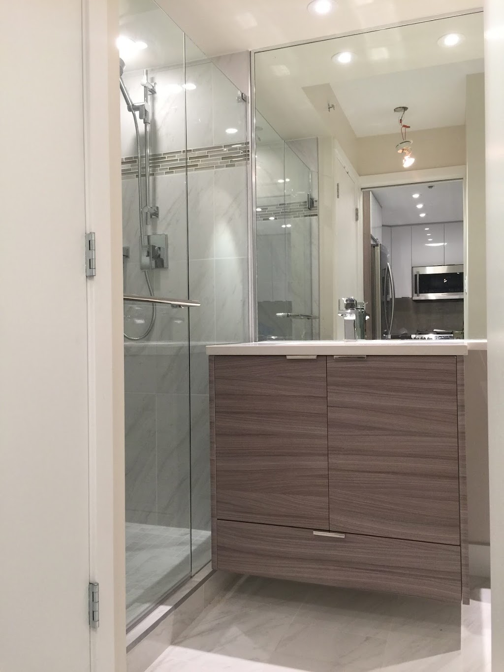 LJH Construction | 4300 N Fraser Way Unit 127, Burnaby, BC V5J 5J8, Canada | Phone: (604) 449-5686