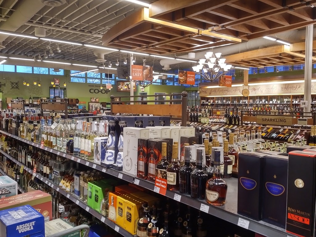 Co-op Wine Spirits Beer Kensington | 2530 Kensington Rd NW, Calgary, AB T2N 3S3, Canada | Phone: (403) 229-9617
