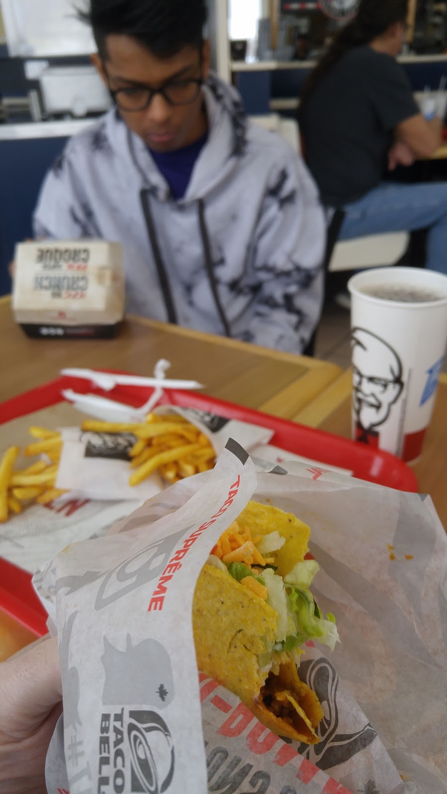 Taco Bell | 1651 Regent Ave W, Winnipeg, MB R2C 4H9, Canada | Phone: (204) 987-8207