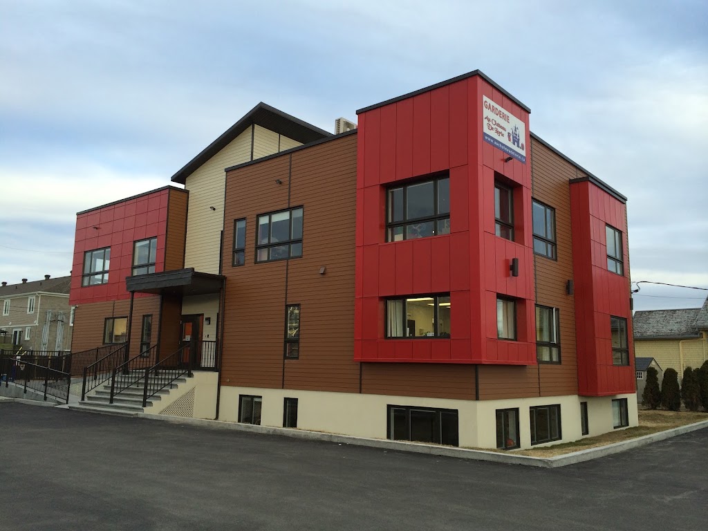Nursery Au Chateau De Lorie | 20354 Boul. Henri-Bourassa, Québec, QC G2M 1L1, Canada | Phone: (418) 841-1001