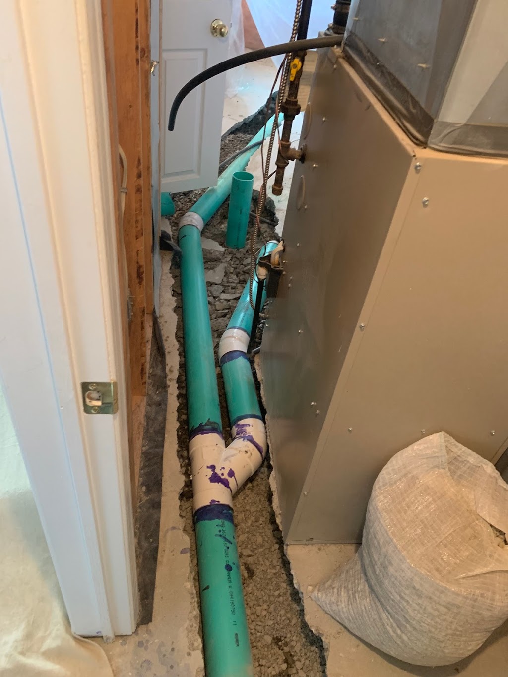 Aria Plumbing | Dufferin St, Toronto, ON M6K 3G2, Canada | Phone: (647) 765-7484