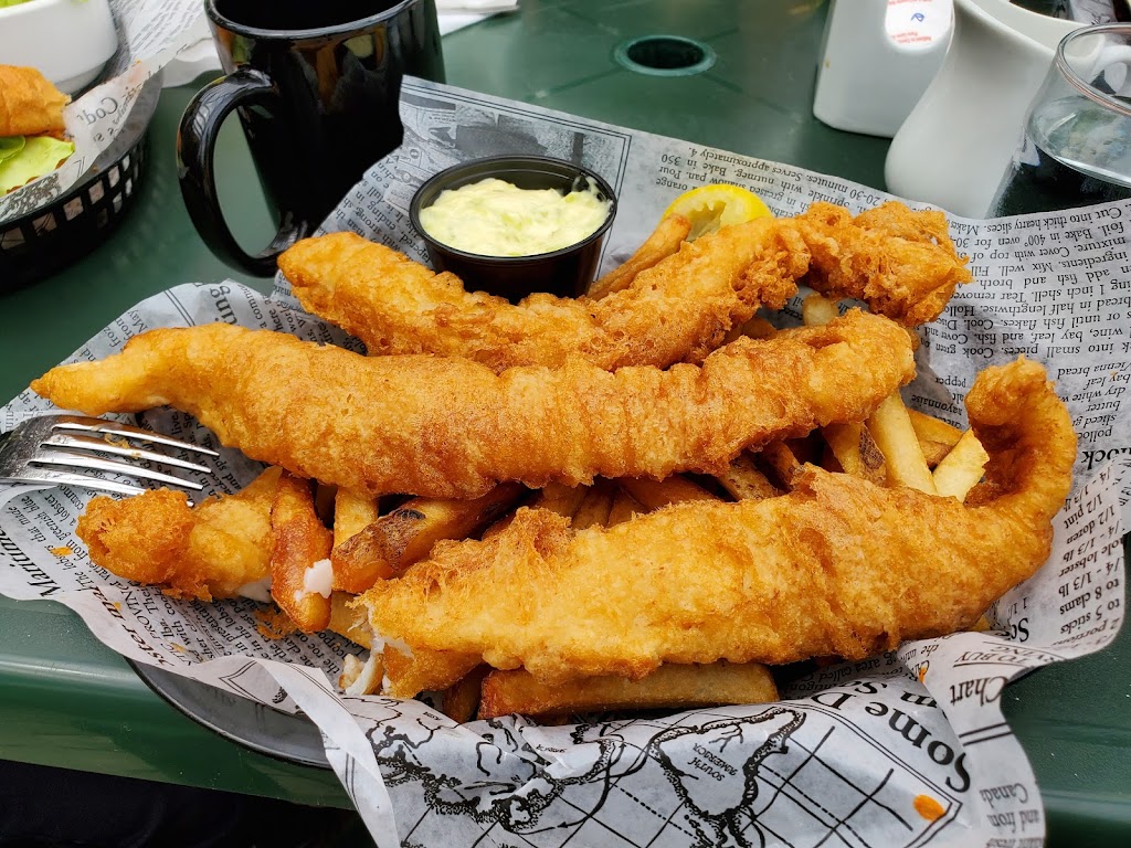 Lions Head Inn Restaurant & Pub | 8 Helen St, Lions Head, ON N0H 1W0, Canada | Phone: (519) 793-4601
