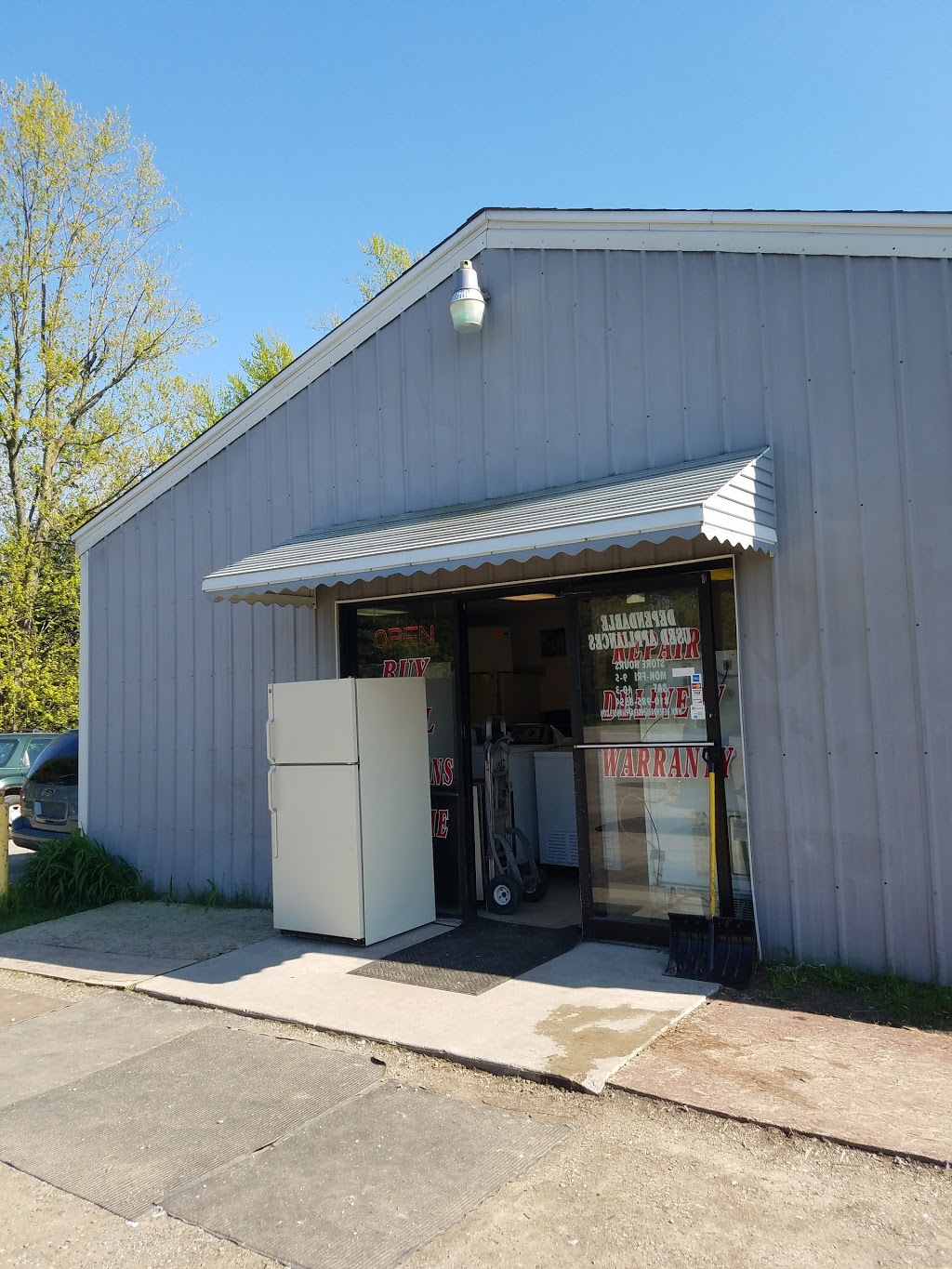 Dependable Used Appliances | 4983 Lapeer Rd, Smiths Creek, MI 48074, USA | Phone: (810) 985-8554