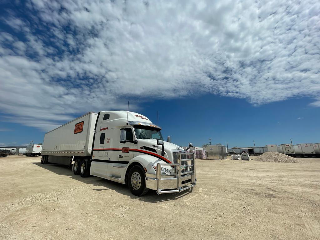 UNITED DHILLON TRUCK LINES INC. (UDTL) | 123 Ryan St, Winnipeg, MB R2R 0N9, Canada | Phone: (431) 990-0898