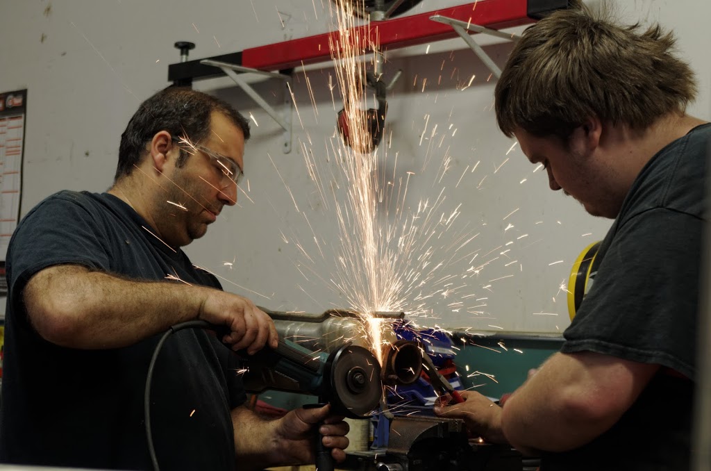 Johns Auto Service & Repair | 494 The Parkway, Peterborough, ON K9J 7L9, Canada | Phone: (705) 742-2277