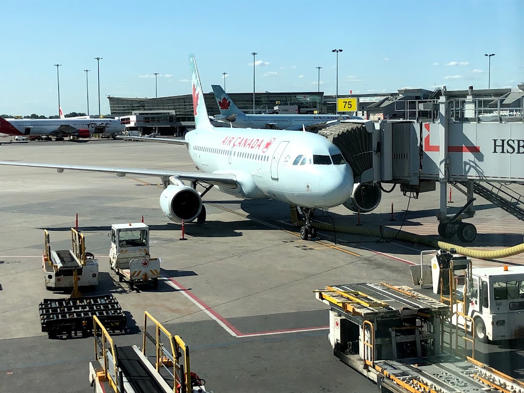 Air Canada Express | Calgary, AB T2E 7H6, Canada | Phone: (800) 667-4732