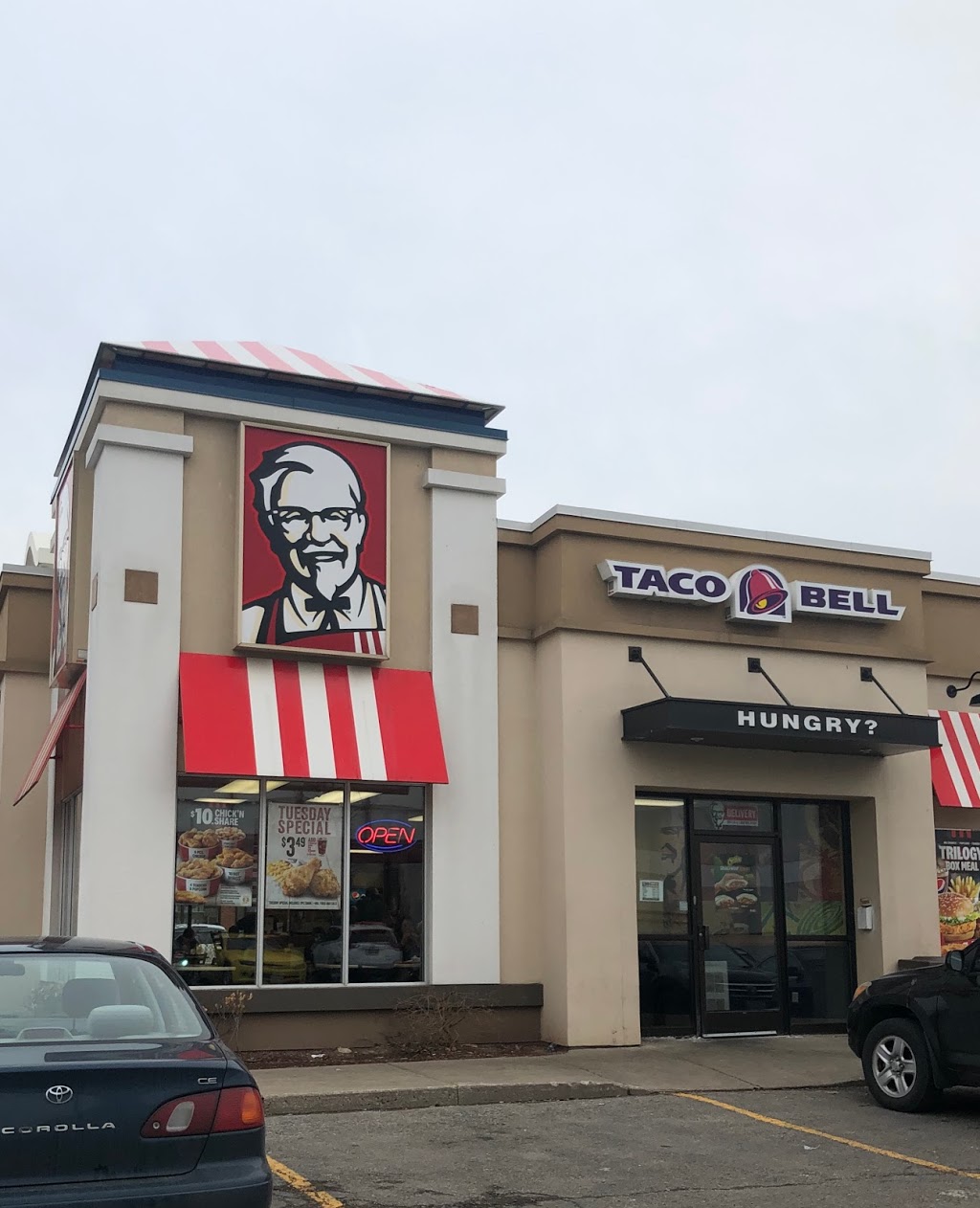 Taco Bell | 7028 Yonge St, Thornhill, ON L4J 1V7, Canada | Phone: (905) 707-0340